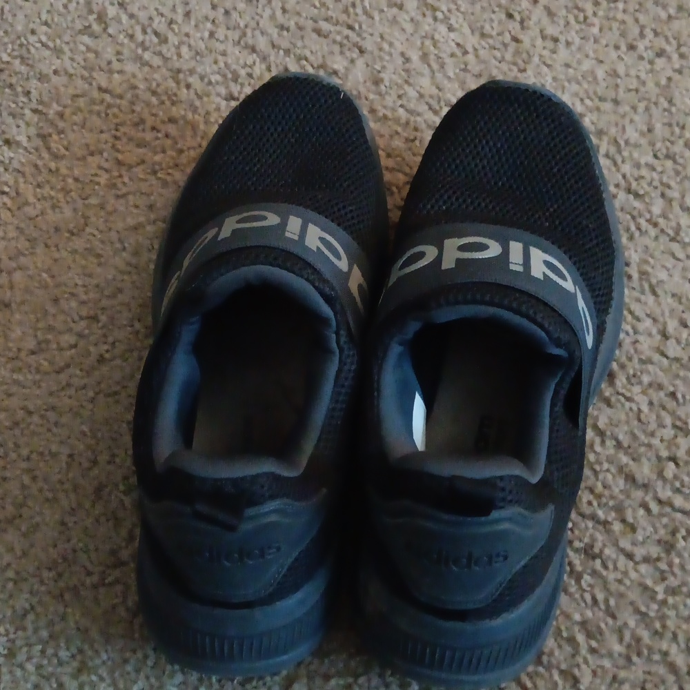 Adidas Tenne Shoes